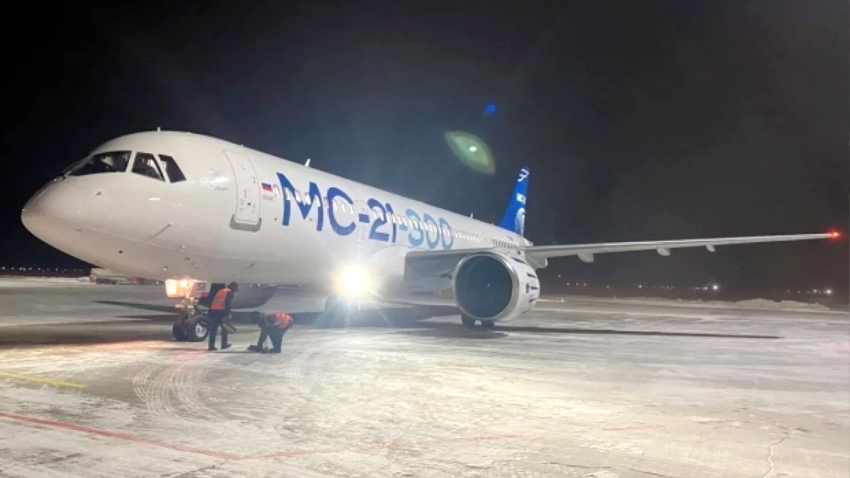 МС-21 с новыми российскими системами совершил первый полет