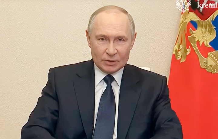 Путин: авантюра киевского режима в Курской области полностью провалилась