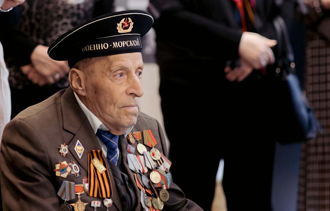 Ереванская выставка к 80-летию освобождения Крыма  